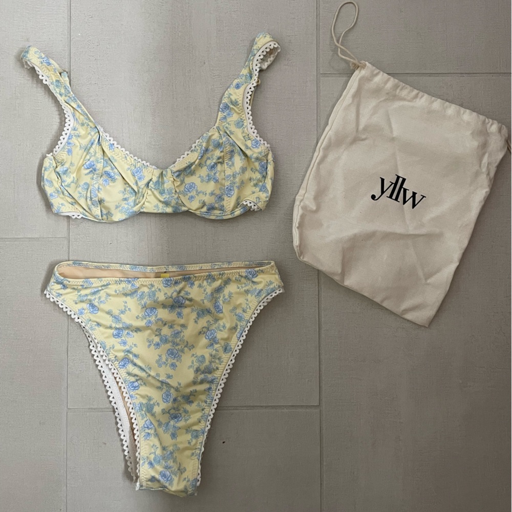 YllwThe Label Swimsuit Size XSmall